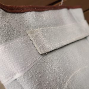 Welding glove with velcro strap - Image 2